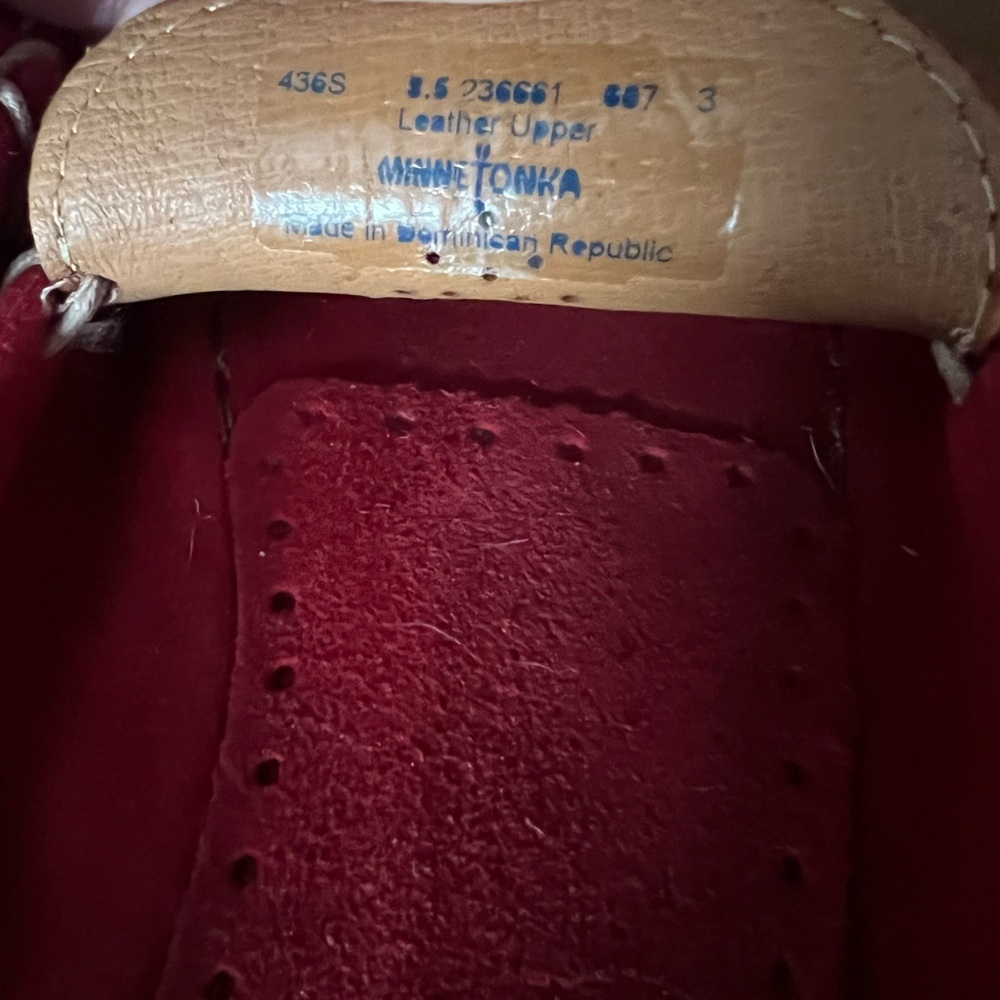 Minnetonka Red Moccasin Slides - Picture 4 of 4